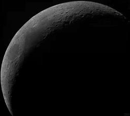 Last night, I recorded the crescent moon for 30 minutes, collected 45,000 frames and 180 gigabytes of data. The mosaic I created is huge and high resolution!