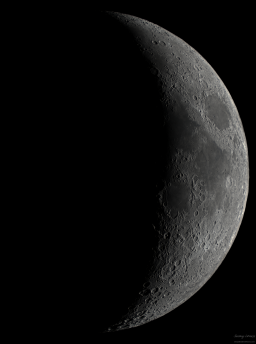 A sharp, crisp look at May's crescent moon.